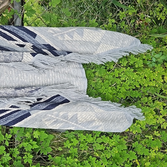 Shades of Blue Bohemian Style Open Front Knit Fringed Long Vest Top Small - Picture 3 of 13